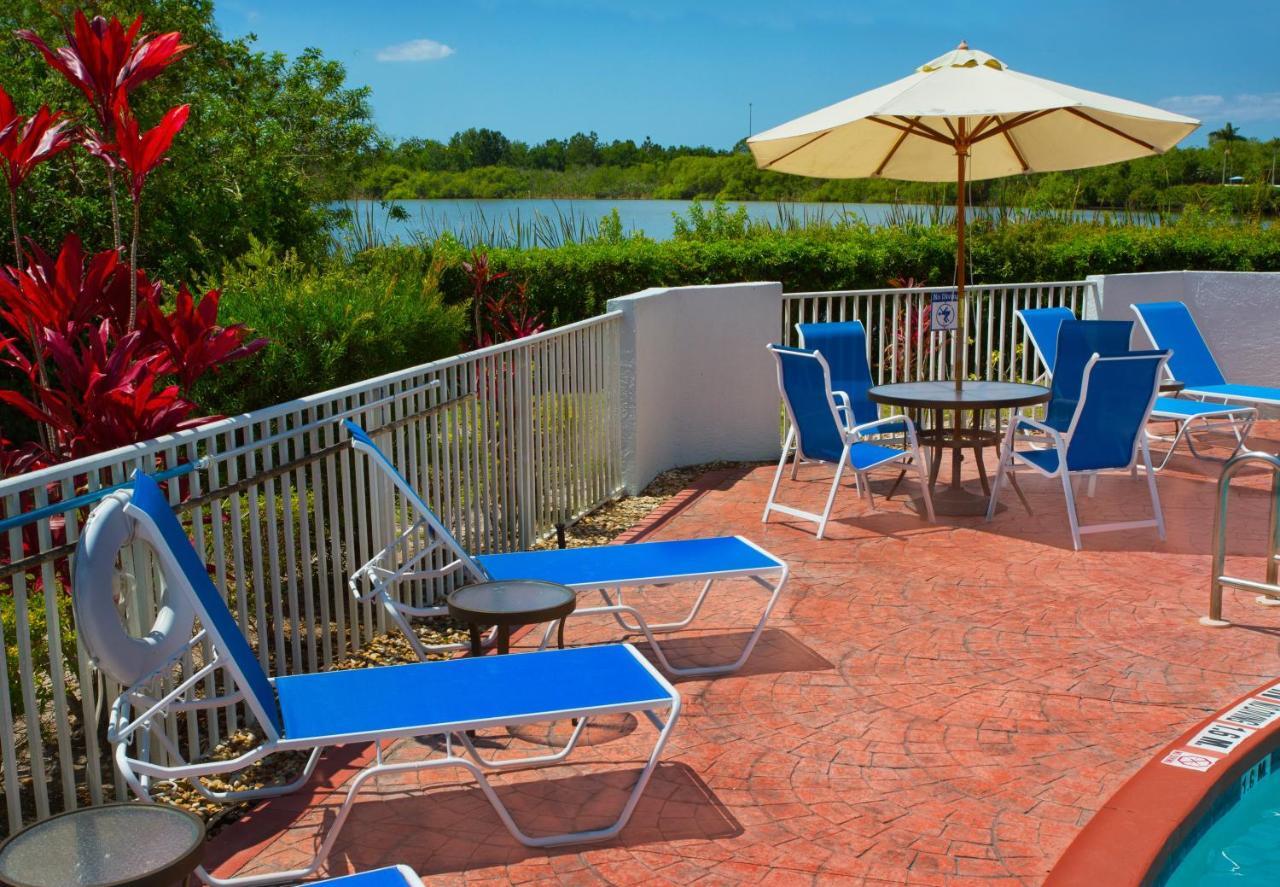 Hotel Express & Port Charlotte